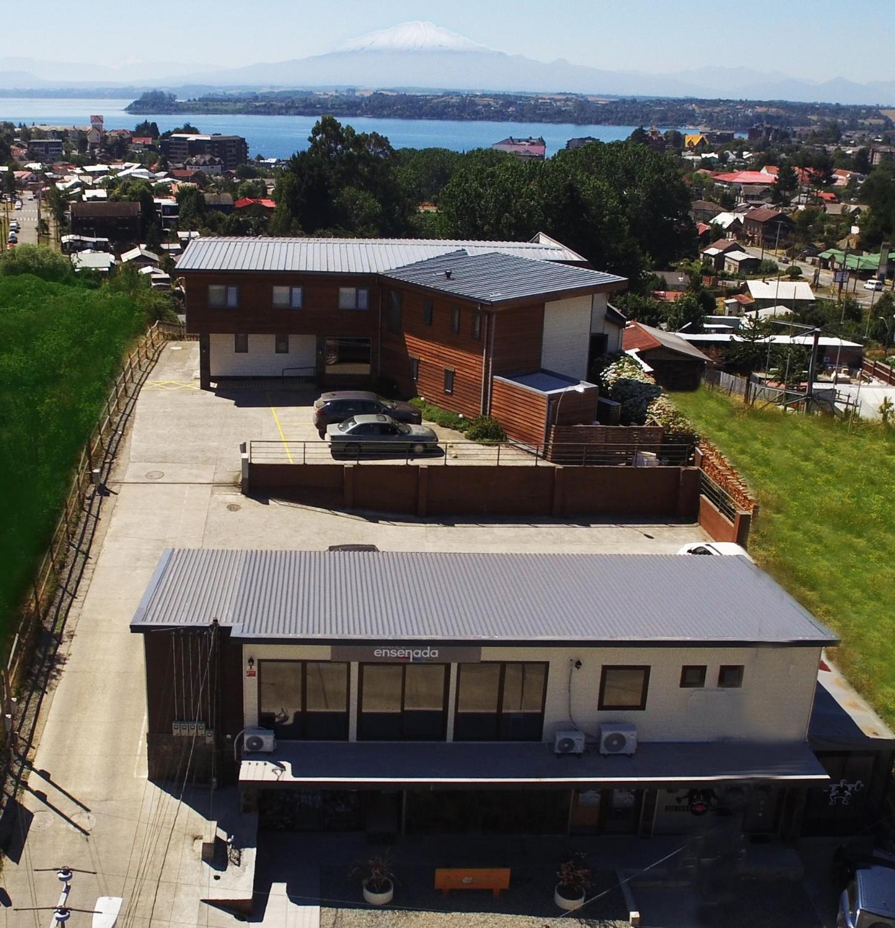 Dein Haus Hotel Y Departamentos Puerto Varas Bagian luar foto