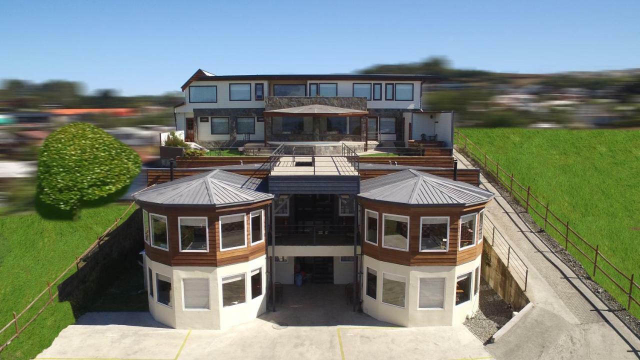 Dein Haus Hotel Y Departamentos Puerto Varas Bagian luar foto